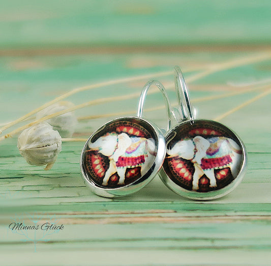 elefanten ohrringe mit silberner fassung, hängend